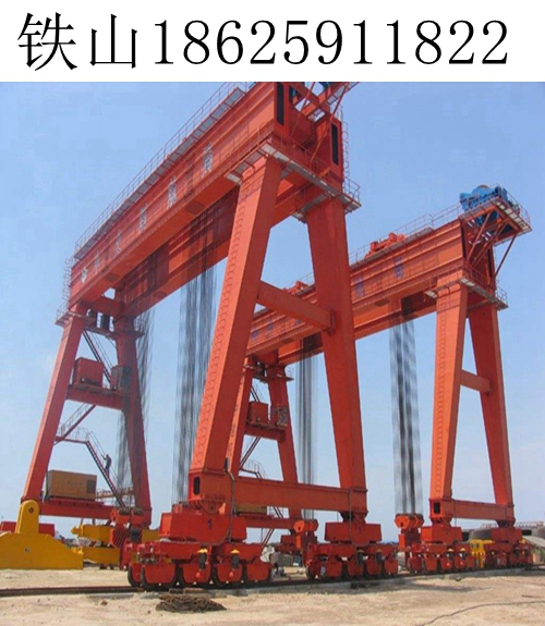 轨道式地铁龙门吊